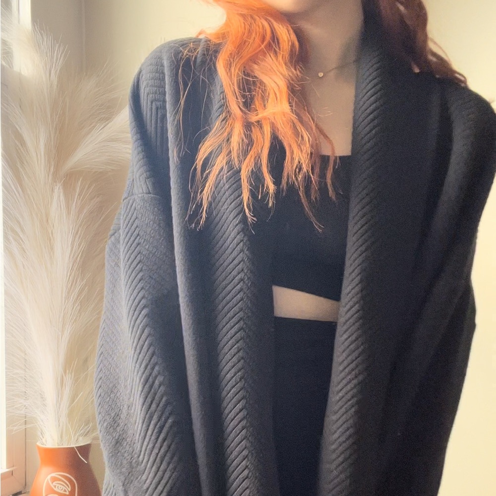 Like New!! Fabletics Open Front Black Moscow Coat… - image 1